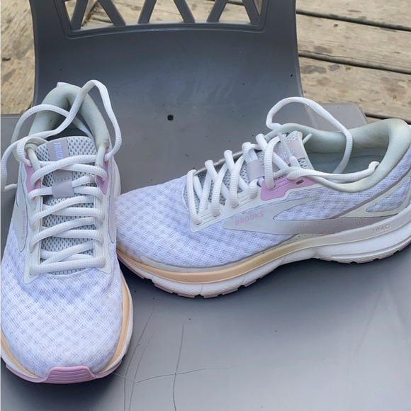 Only wore once - Picture 2 of 2